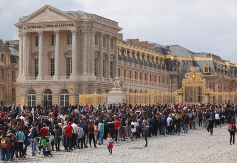 versailles castle